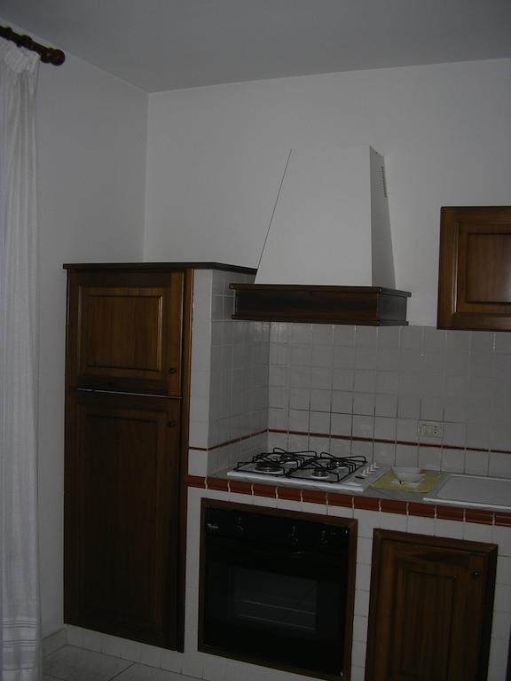 Terrazza Sul Mare Apartment Gioiosa Marea Bagian luar foto