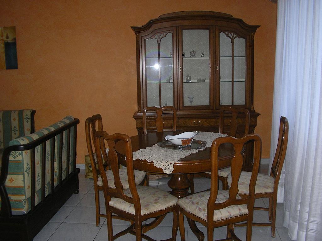Terrazza Sul Mare Apartment Gioiosa Marea Ruang foto