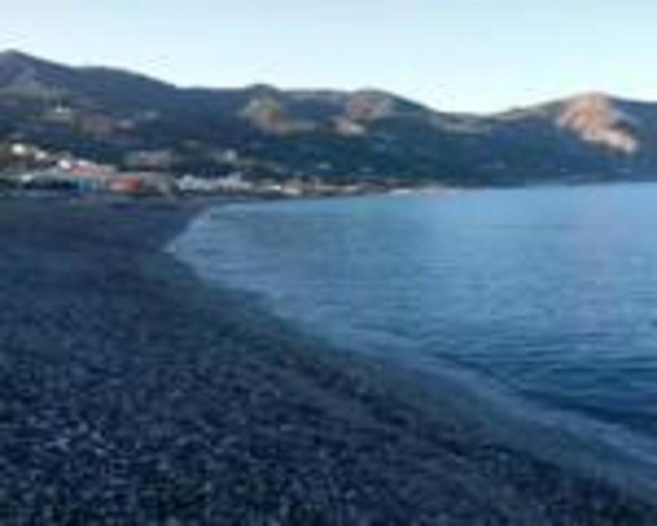 Terrazza Sul Mare Apartment Gioiosa Marea Bagian luar foto